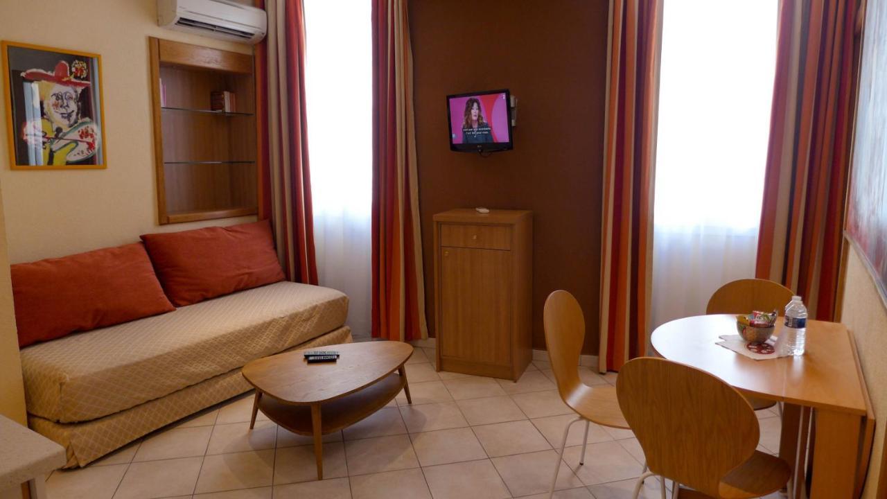 Residence Yolande Канни Екстер'єр фото