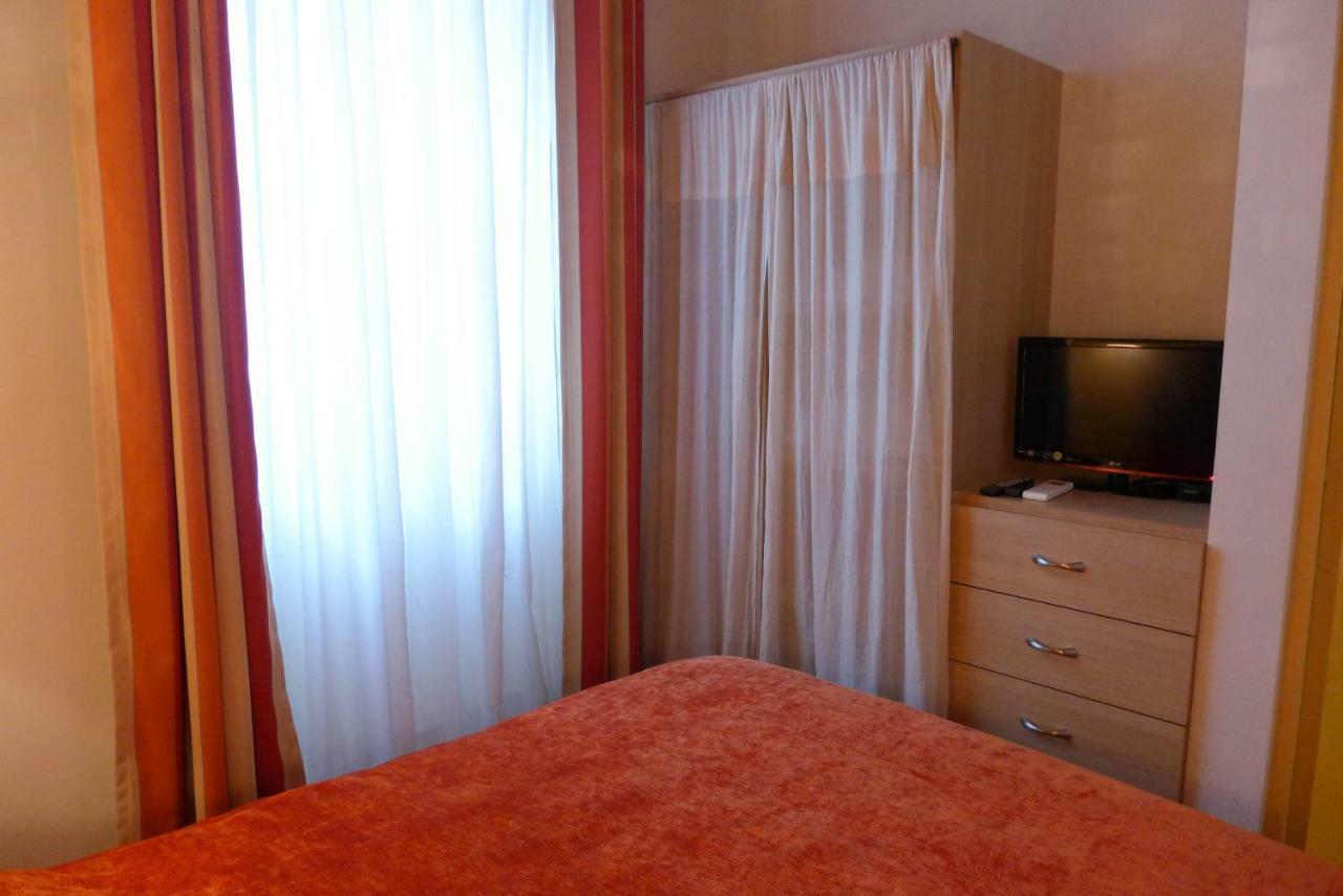 Residence Yolande Канни Екстер'єр фото